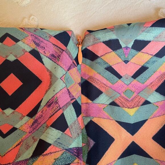 Lovers + Friends Revolve Women's Geometric 80s Fit and Flare Plunge Dress Size S - Picture 4 of 7